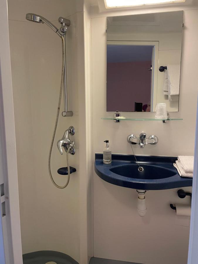 Le Lobreont Hotel Surzur Bagian luar foto